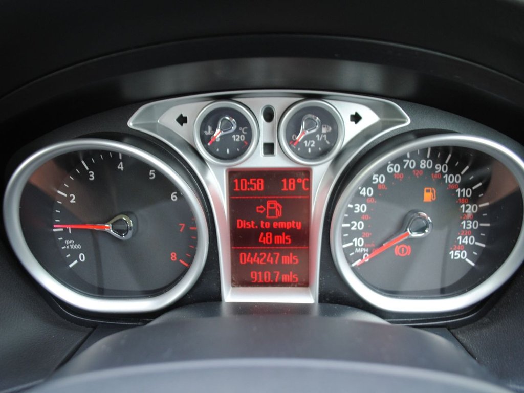 Used Ford Focus 2011 for sale - 76080596: Photo 25