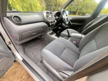Used Toyota RAV4 2003 for sale - 75046902: Photo