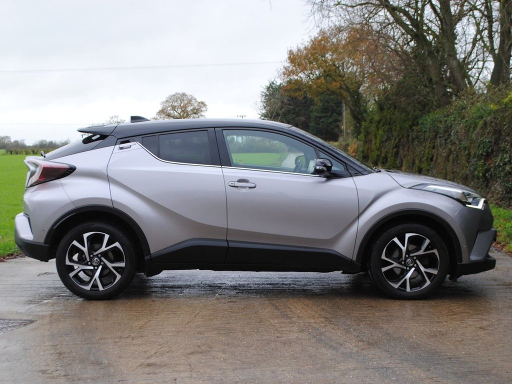 Used Toyota C-HR 2018 for sale - 76605069: Photo 15