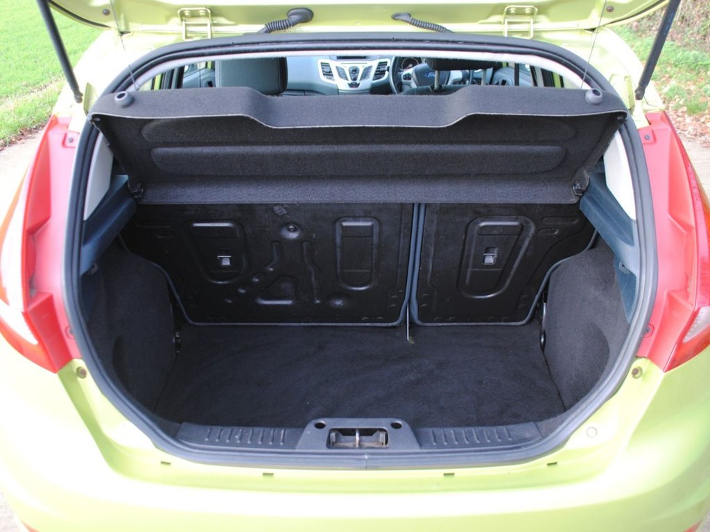 Used Ford Fiesta 2009 for sale - 76510013: Photo 21