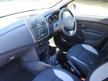 Used Dacia Sandero Stepway 2014 for sale - 75181796: Photo