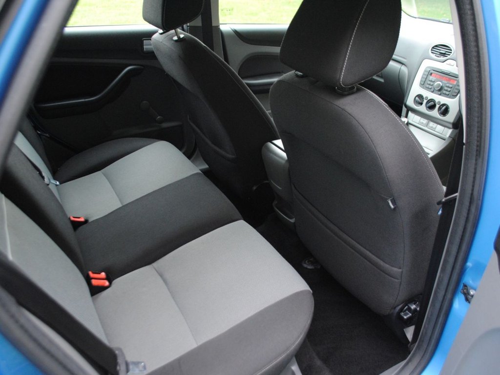 Used Ford Focus 2011 for sale - 76106115: Photo 20