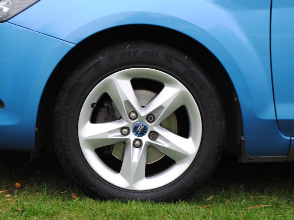 Used Ford Focus 2011 for sale - 76106115: Photo 21