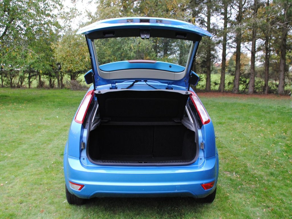 Used Ford Focus 2011 for sale - 76106115: Photo 22