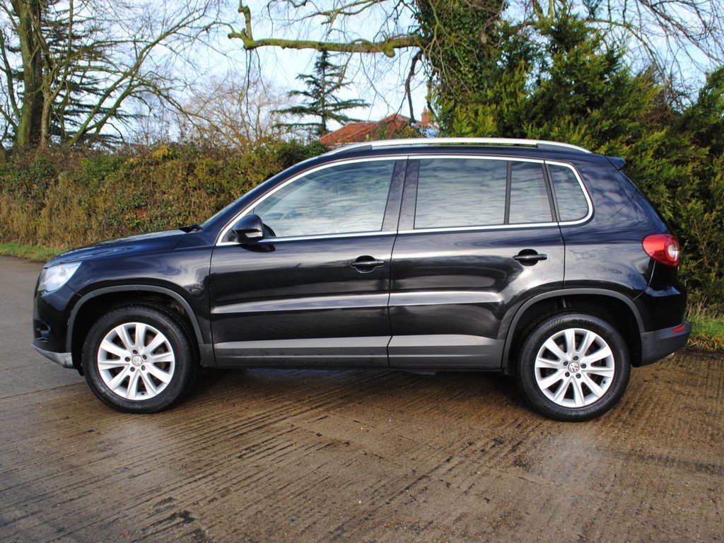 Used Volkswagen Tiguan 2010 for sale - 77806405: Photo 14
