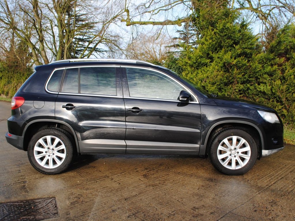 Used Volkswagen Tiguan 2010 for sale - 77806405: Photo 15