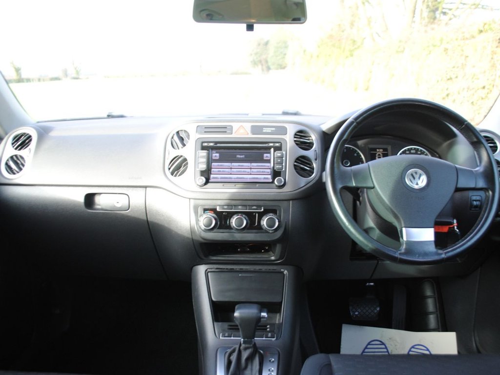 Used Volkswagen Tiguan 2010 for sale - 77806405: Photo 5