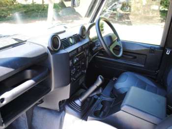 Used Land Rover Defender 2015 for sale - 75098848: Photo