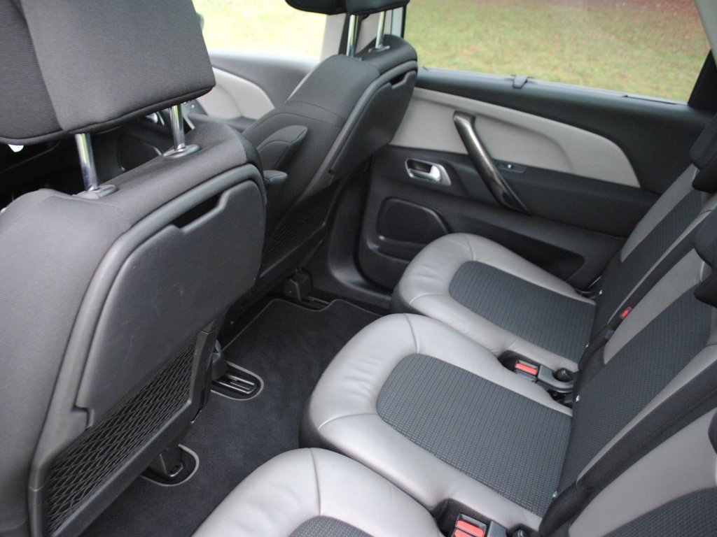 Used Citroen C4 Picasso 2014 for sale - 76430143: Photo 10