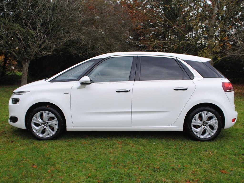 Used Citroen C4 Picasso 2014 for sale - 76430143: Photo 15