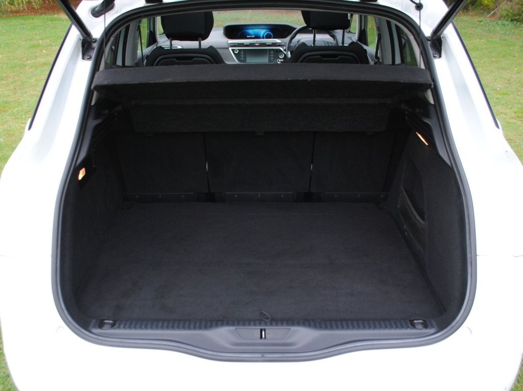 Used Citroen C4 Picasso 2014 for sale - 76430143: Photo 16