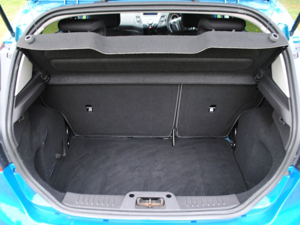 Used Ford Fiesta 2013 for sale - 76202881: Photo 21