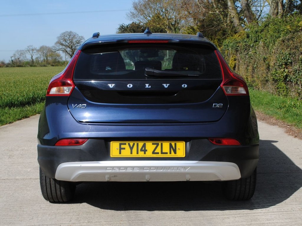 Used Volvo V40 2014 for sale - 78181611: Photo 12