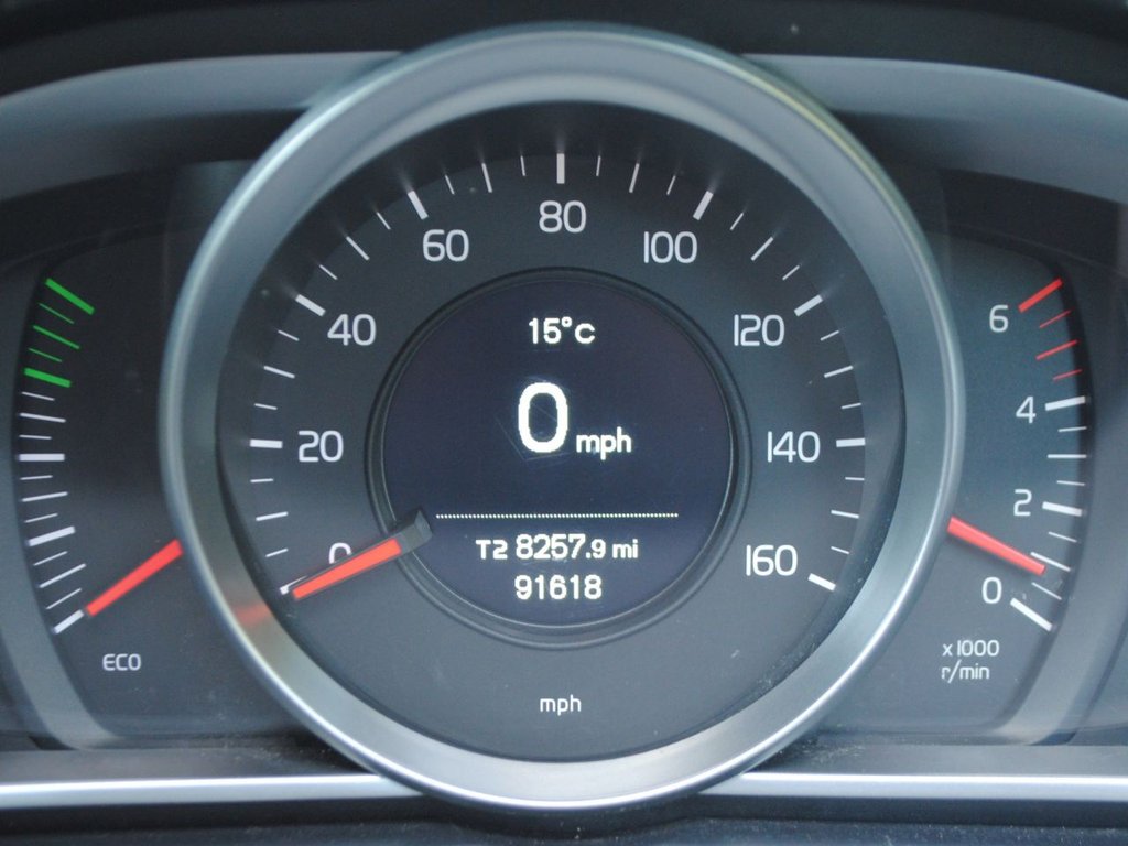 Used Volvo V40 2014 for sale - 78181611: Photo 24