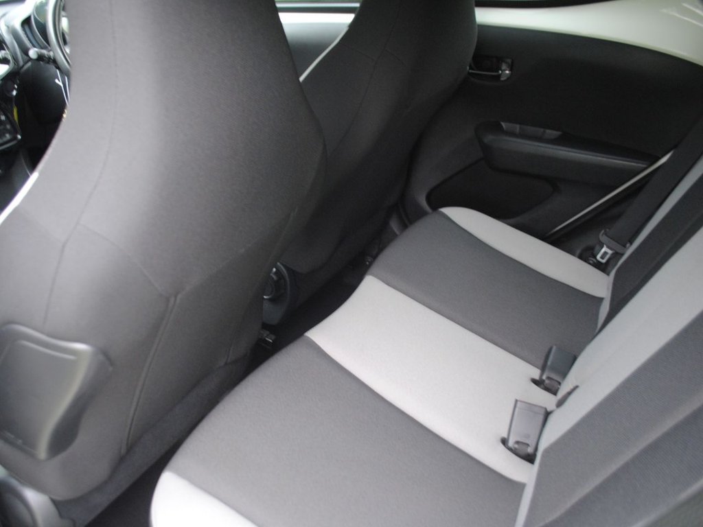 Used Toyota AYGO 2017 for sale - 75911238: Photo 10