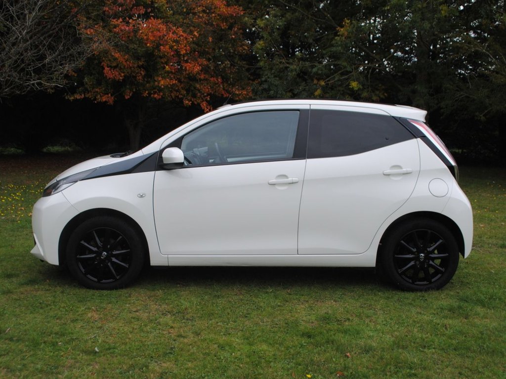 Used Toyota AYGO 2017 for sale - 75911238: Photo 14