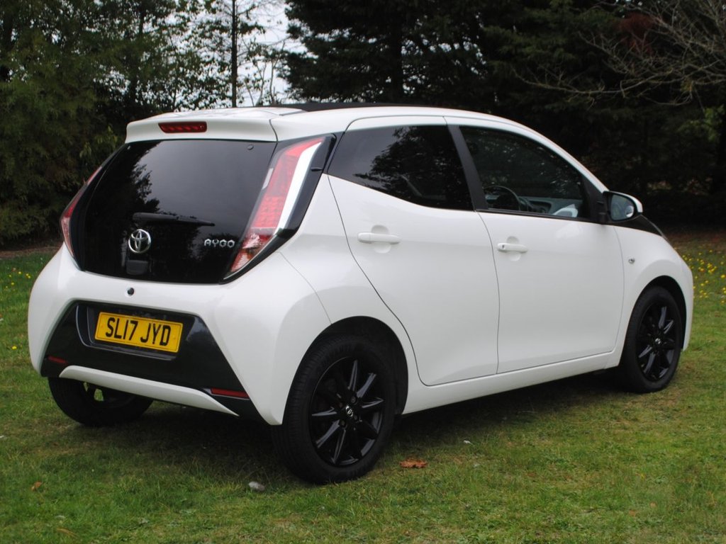 Used Toyota AYGO 2017 for sale - 75911238: Photo 2