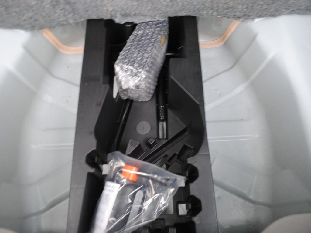 Used Toyota AYGO 2017 for sale - 75911238: Photo 23