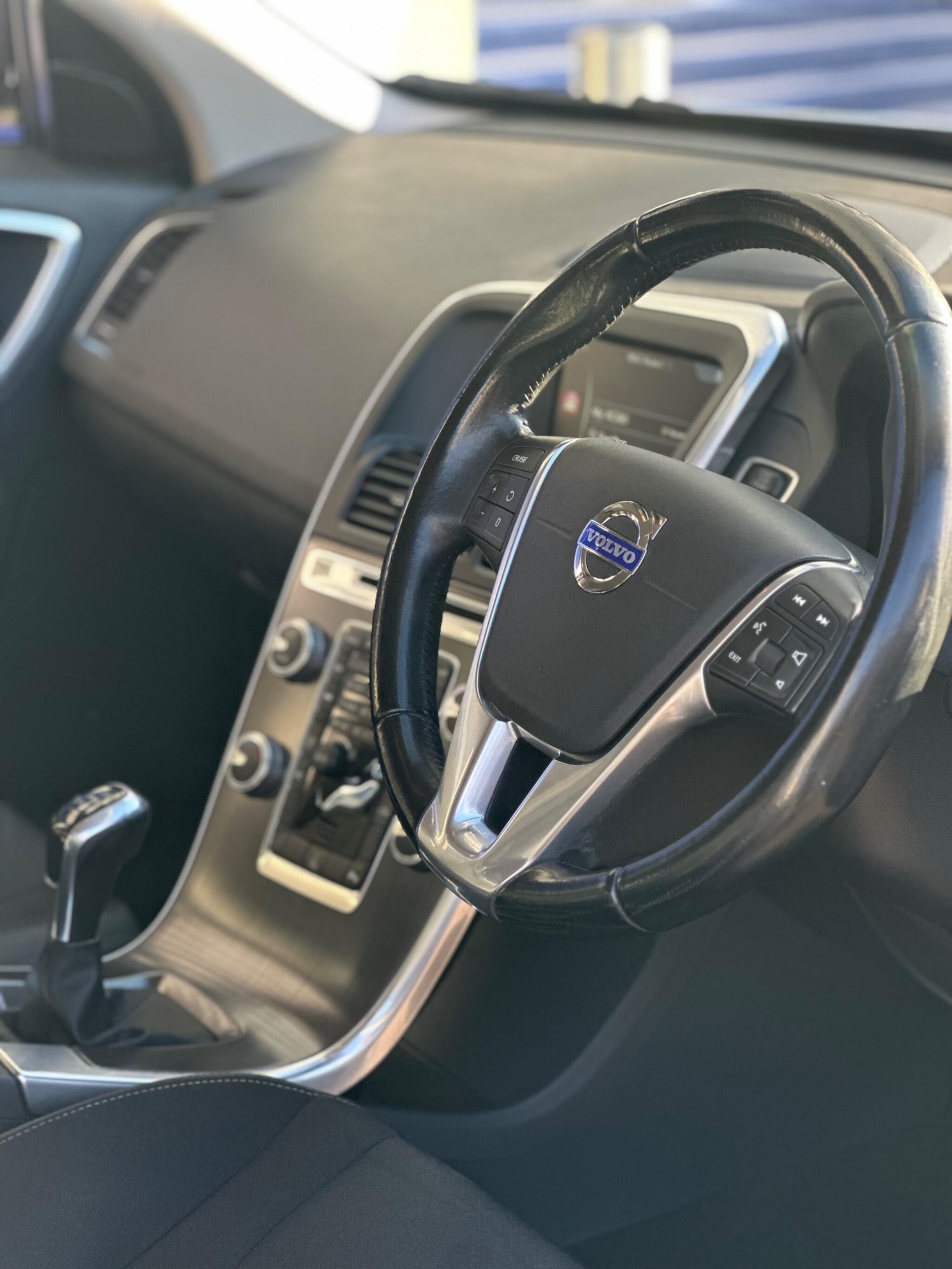 Used Volvo XC60 2014 for sale - 76658463: Photo 10