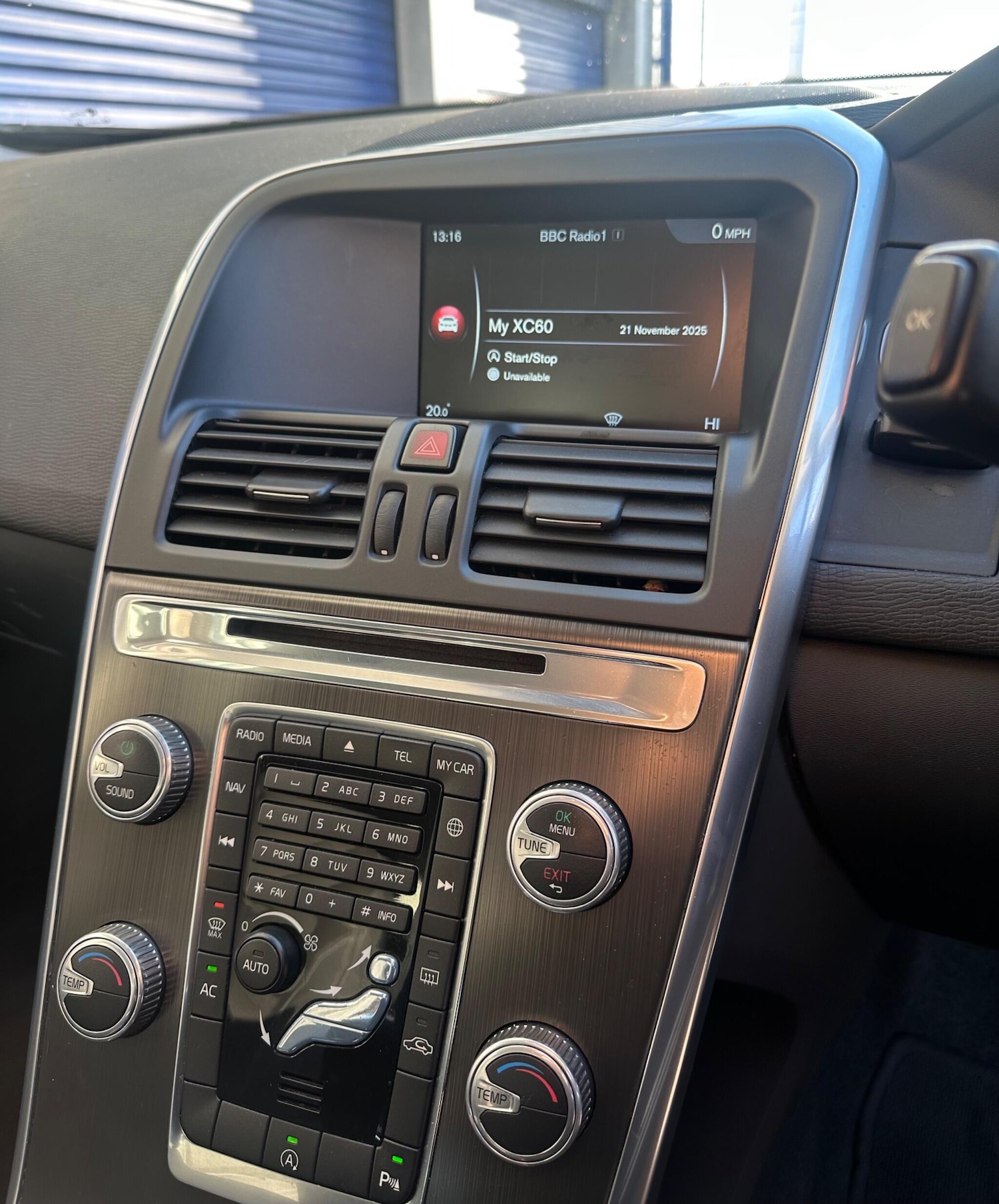 Used Volvo XC60 2014 for sale - 76658463: Photo 18