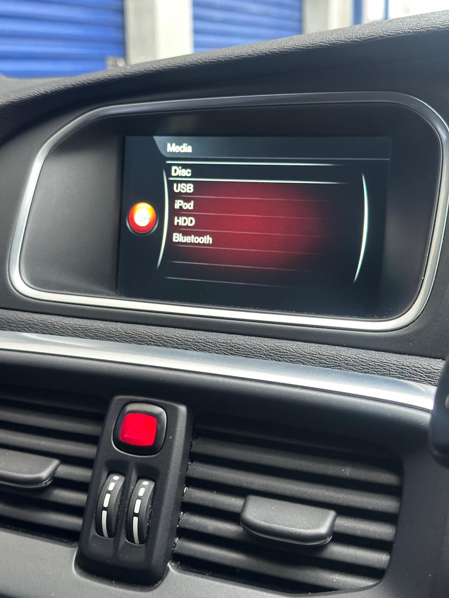 Used Volvo V40 2016 for sale - 77387499: Photo 26