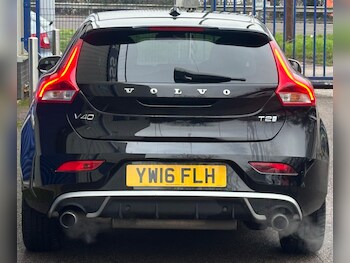 Used Volvo V40 2016 for sale - 77387499: Photo