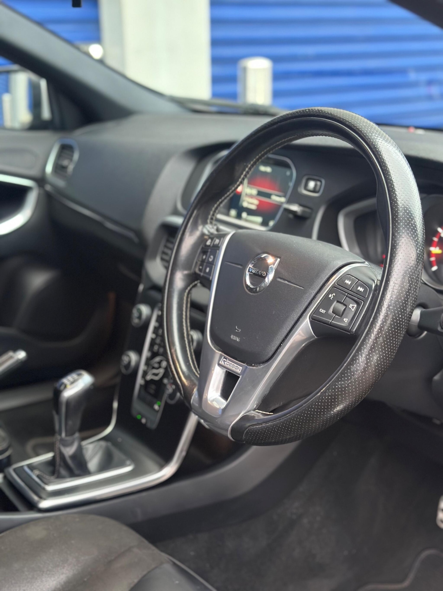 Used Volvo V40 2016 for sale - 77387499: Photo 9