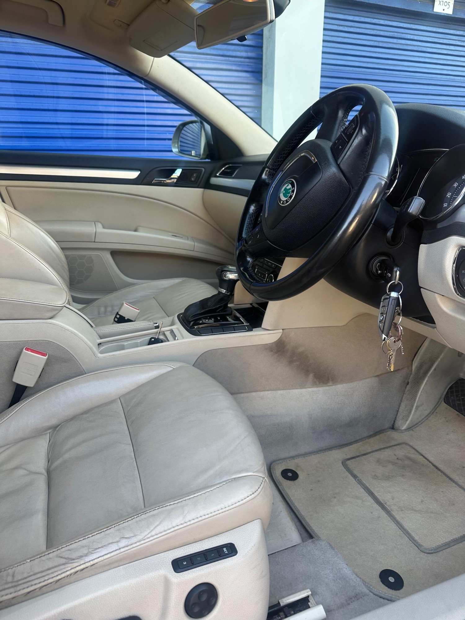 Used Skoda Superb for sale - 76735298: Photo 10