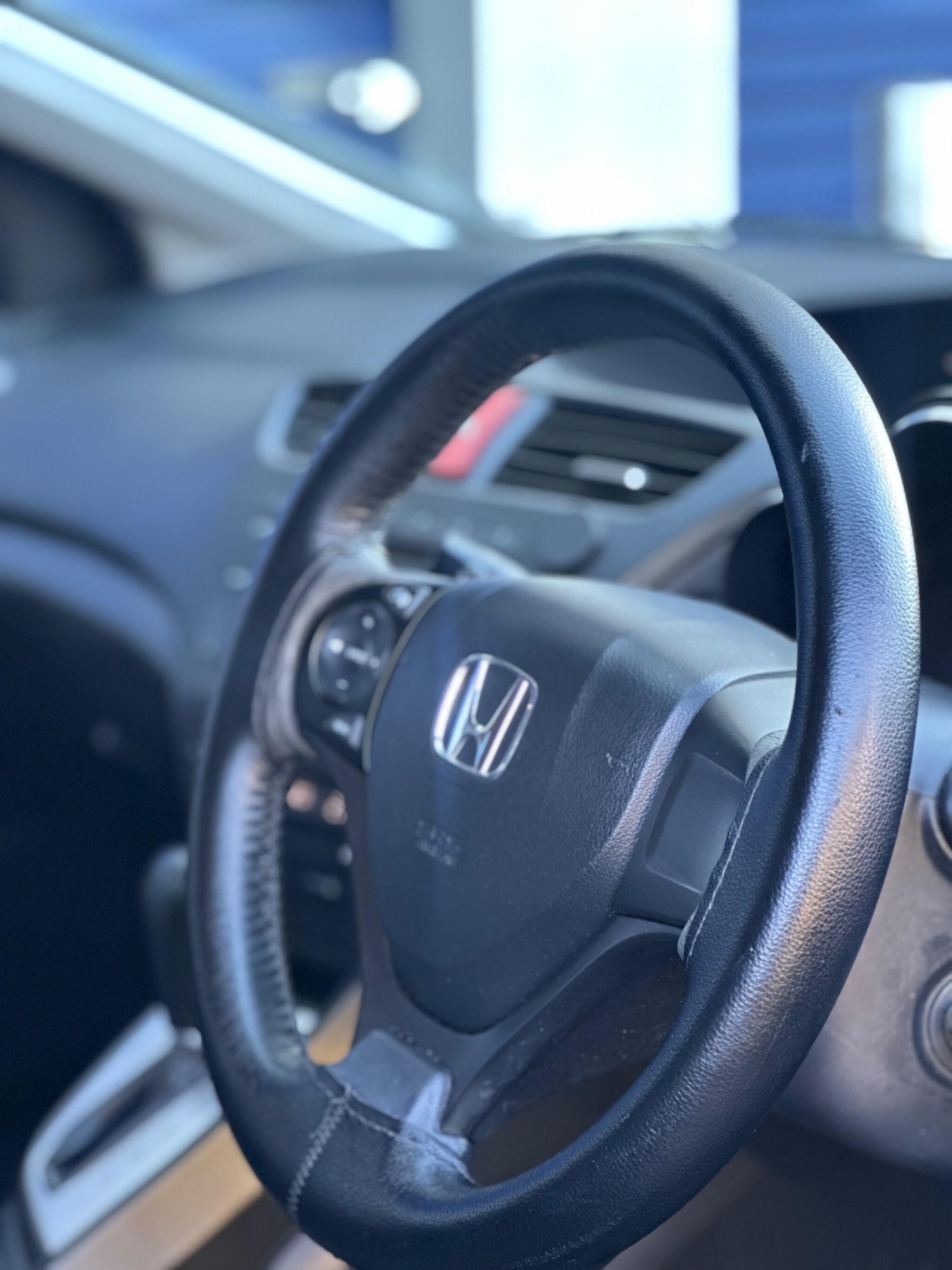 Used Honda Civic 2013 for sale - 76645147: Photo 10
