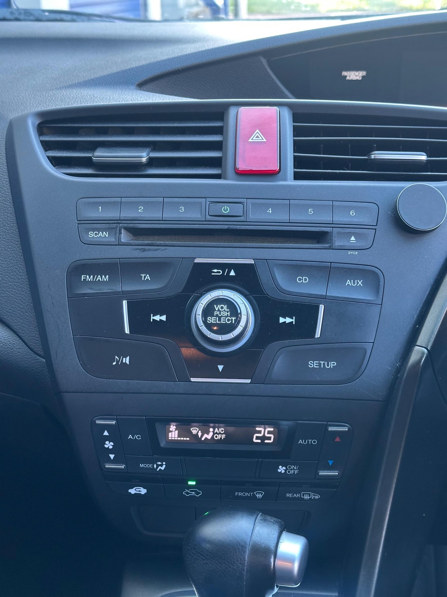 Used Honda Civic 2013 for sale - 76645147: Photo 17