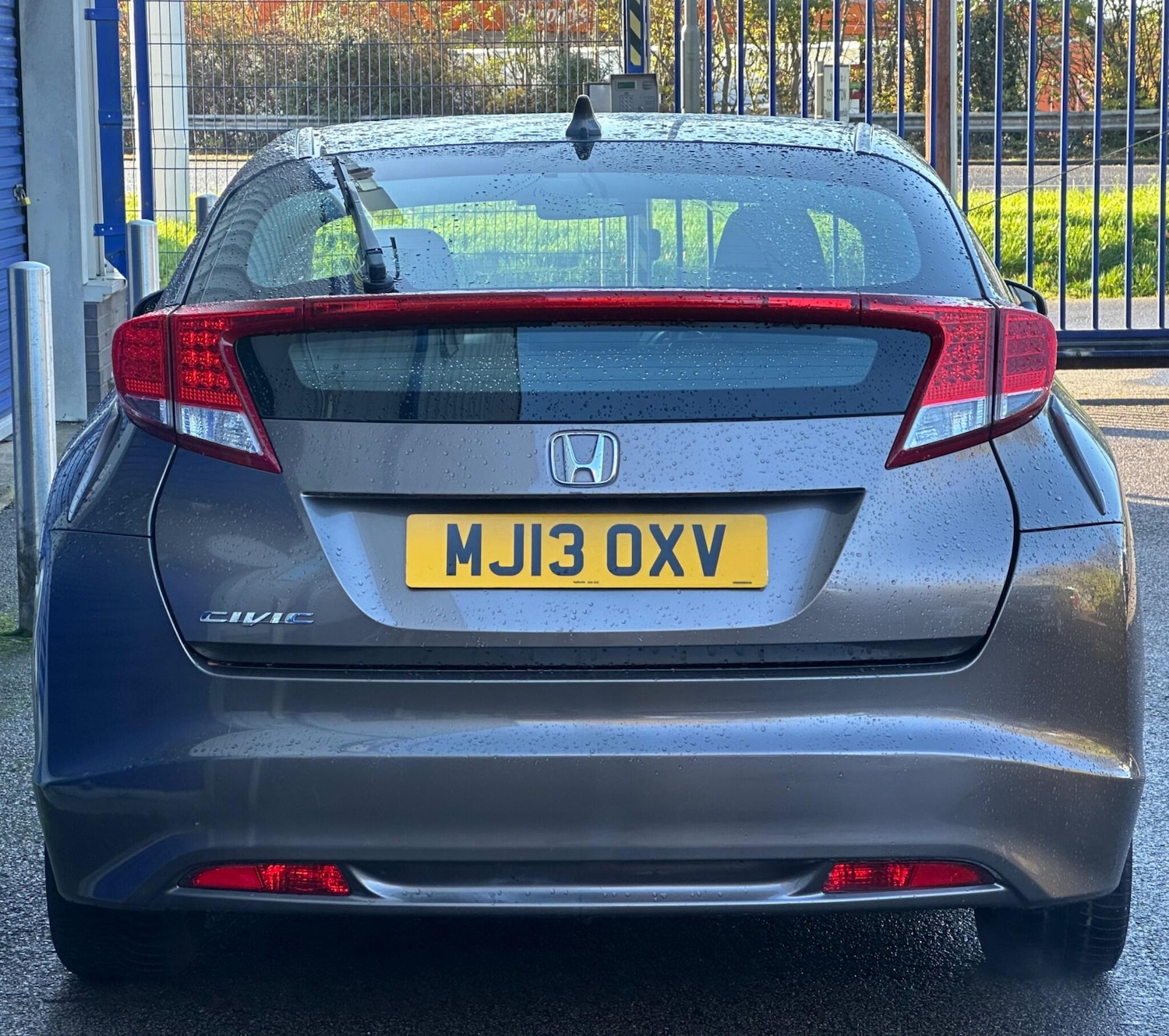 Used Honda Civic 2013 for sale - 76645147: Photo 5