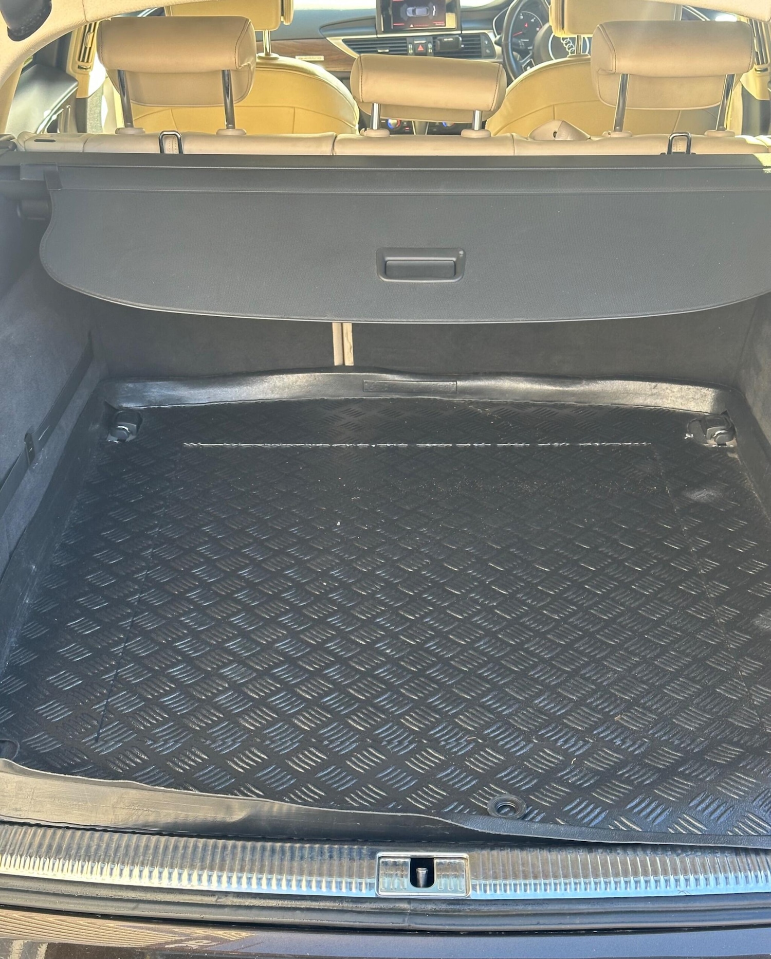 Used Audi A6 Allroad 2016 for sale - 76645741: Photo 32