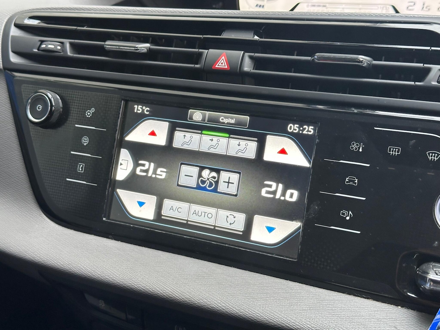 Used Citroen Grand C4 Picasso 2014 for sale - 78100035: Photo 24