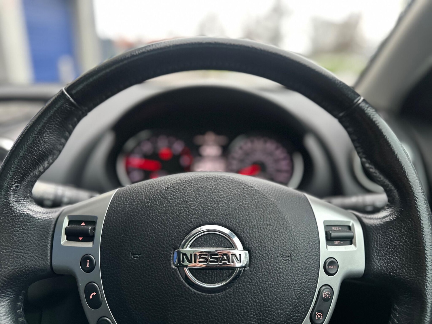 Used Nissan Qashqai 2011 for sale - 77291752: Photo 15