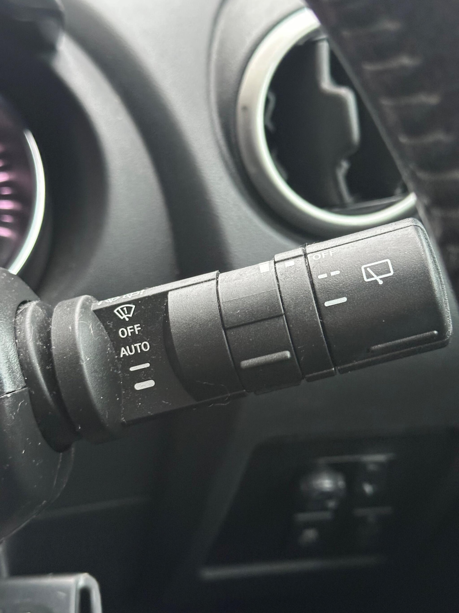 Used Nissan Qashqai 2011 for sale - 77291752: Photo 20