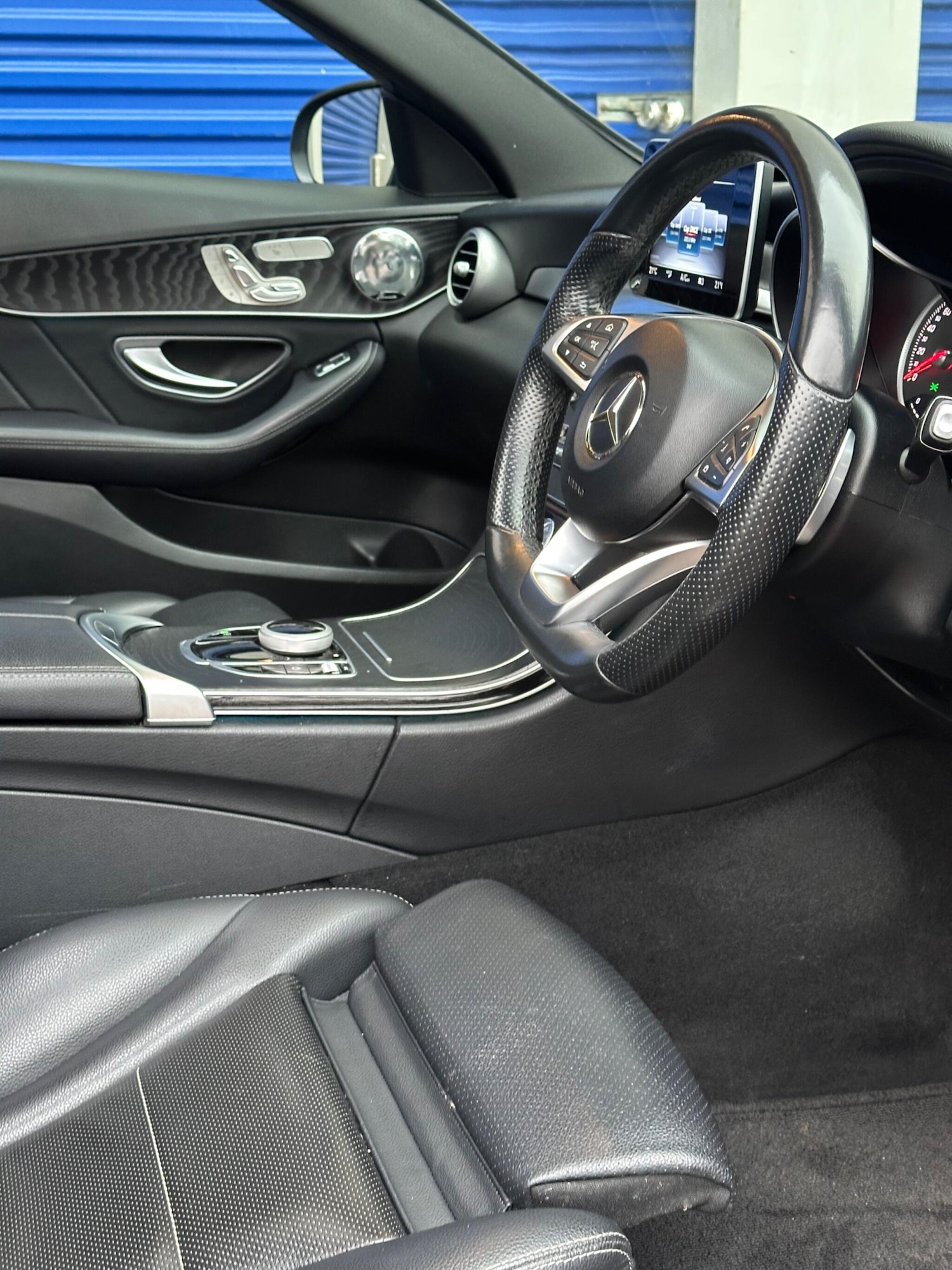 Used Mercedes-Benz C Class 2018 for sale - 77060260: Photo 11