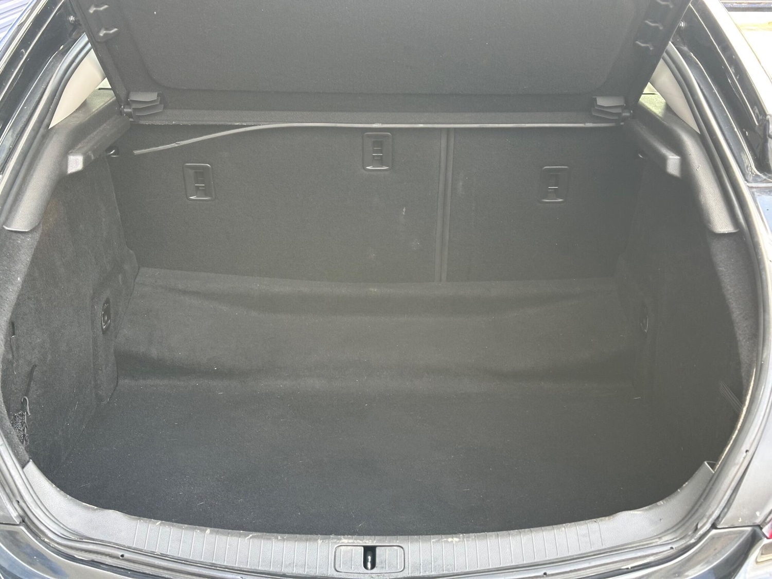 Used Vauxhall Insignia 2015 for sale - 76646326: Photo 27