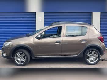Used Dacia Sandero Stepway 2019 for sale - 79669789: Photo