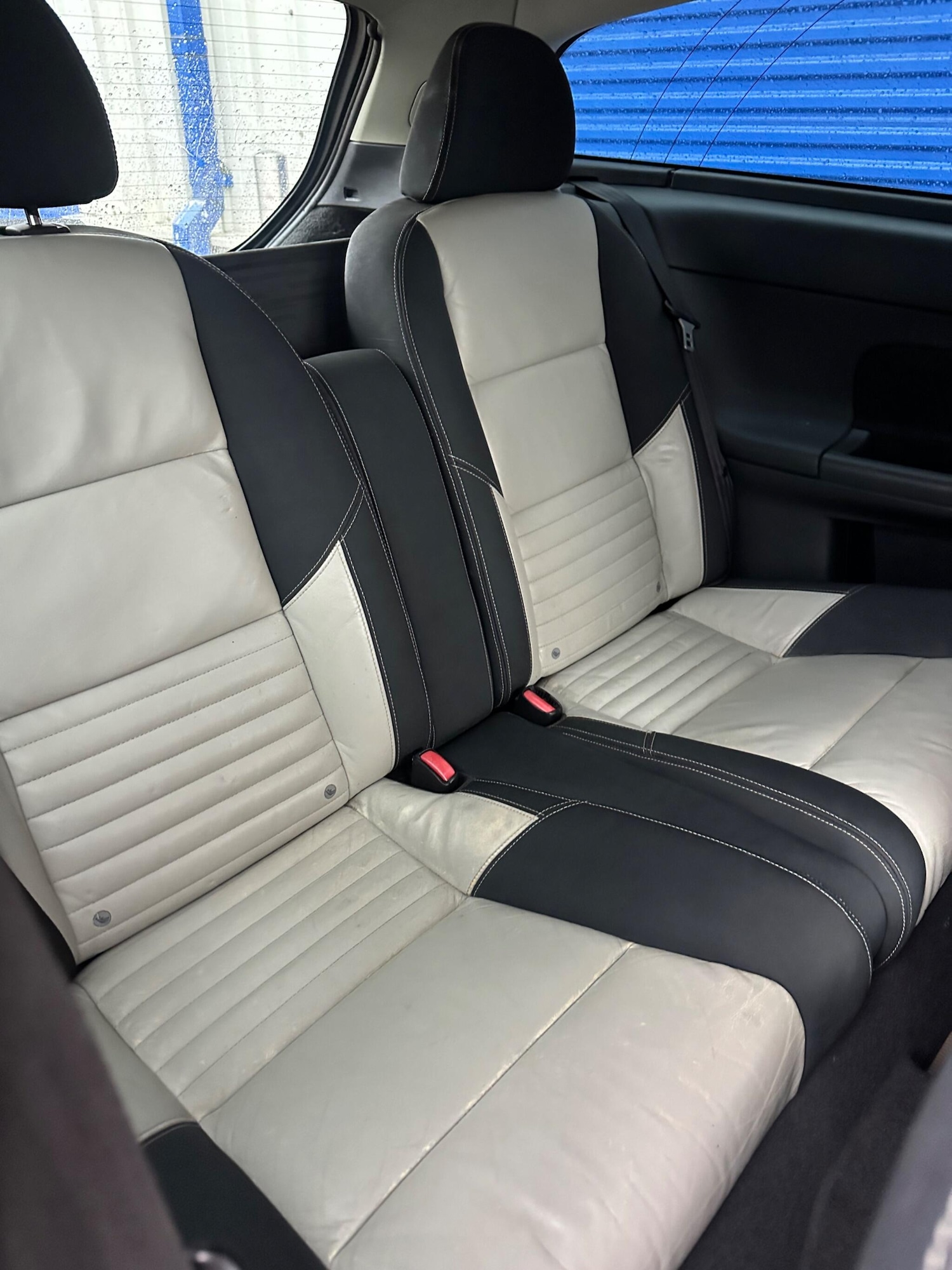 Used Volvo C30 2010 for sale - 76926224: Photo 11