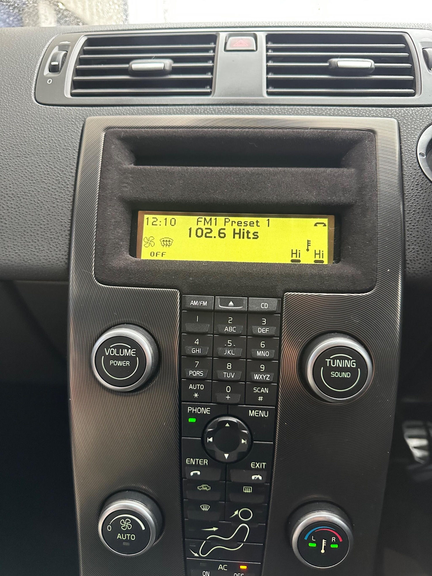 Used Volvo C30 2010 for sale - 76926224: Photo 15