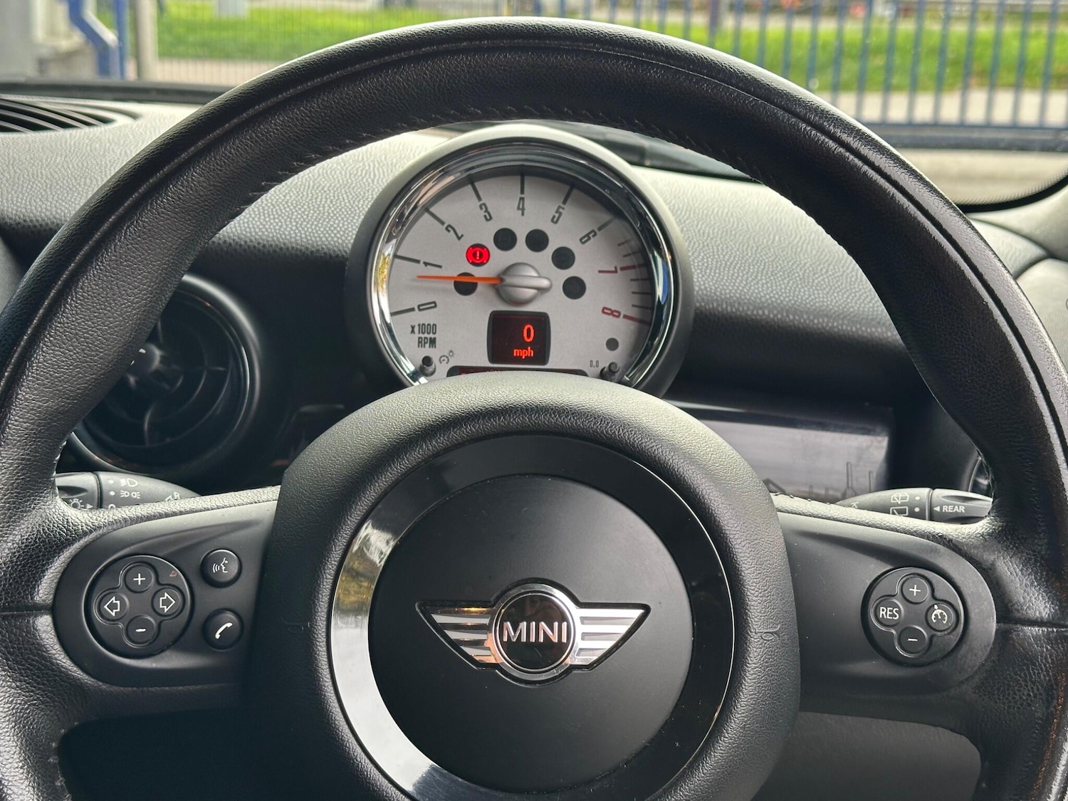 Used MINI Hatch 2012 for sale - 76715320: Photo 17