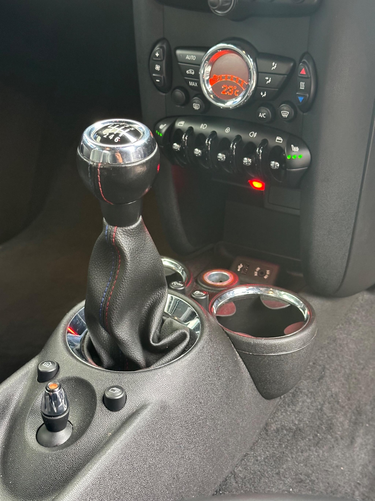 Used MINI Hatch 2012 for sale - 76715320: Photo 18