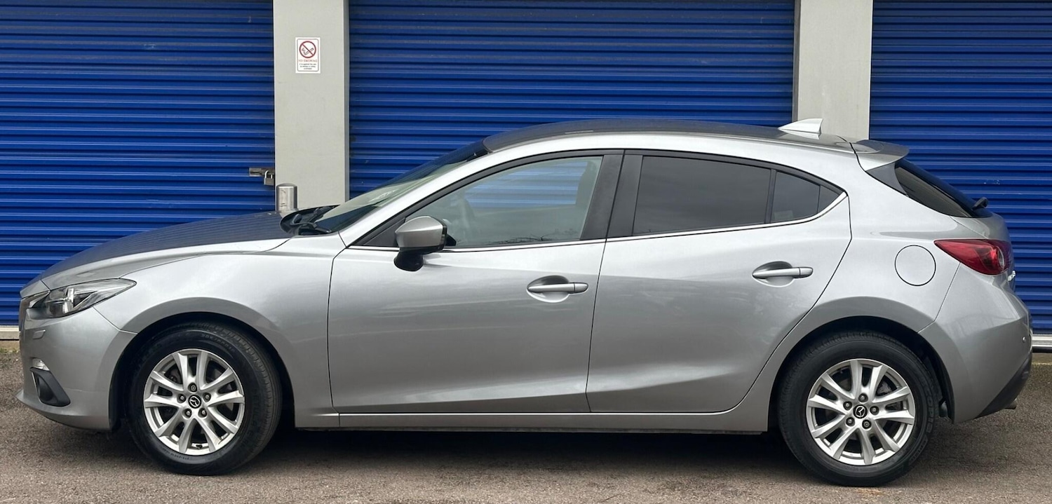 Used Mazda Mazda3 2016 for sale - 77696309: Photo 2