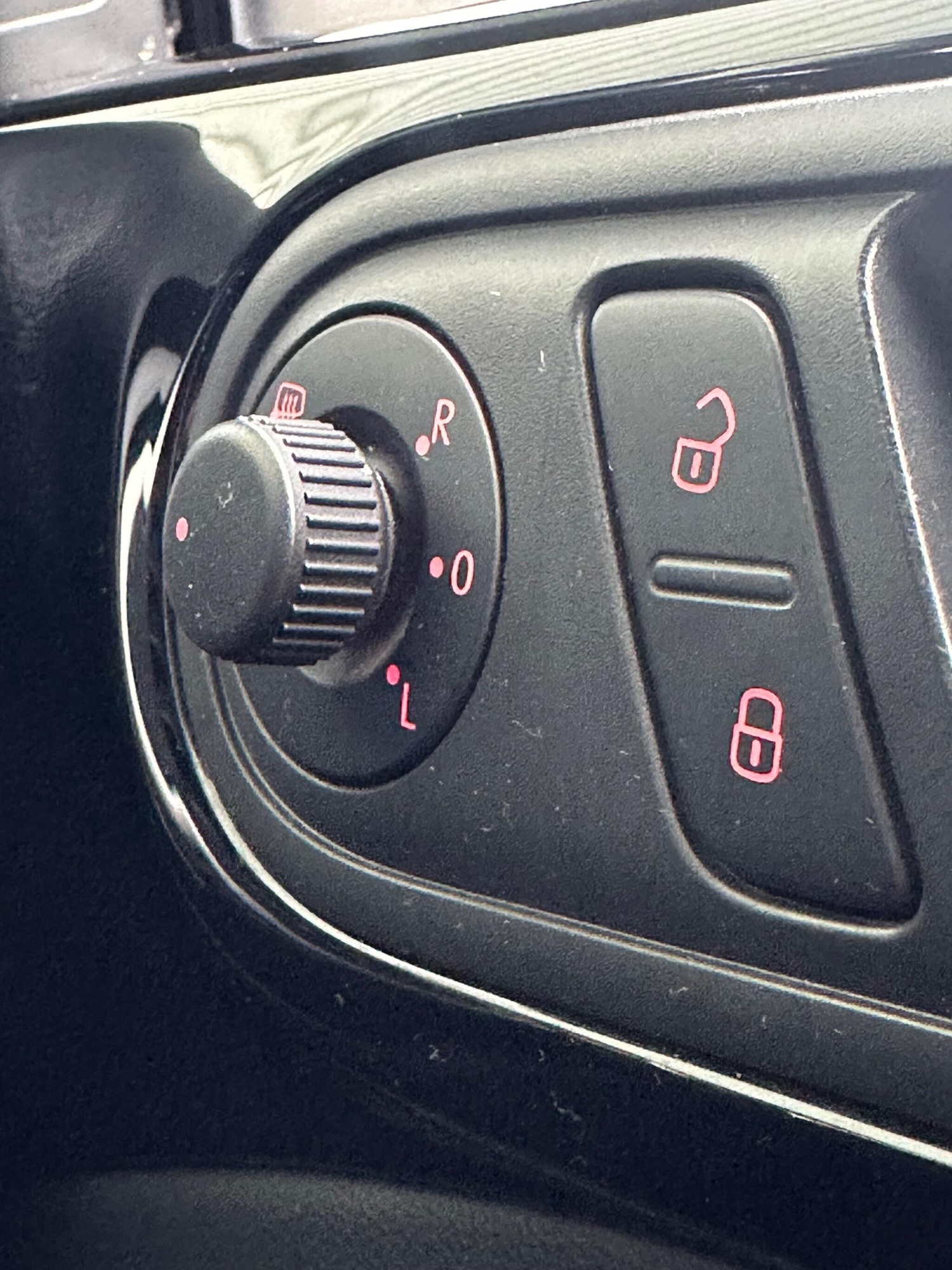 Used Volkswagen Beetle 2012 for sale - 76645669: Photo 18