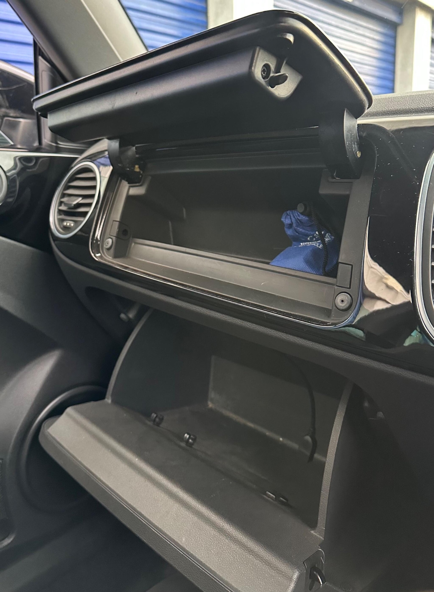 Used Volkswagen Beetle 2012 for sale - 76645669: Photo 21