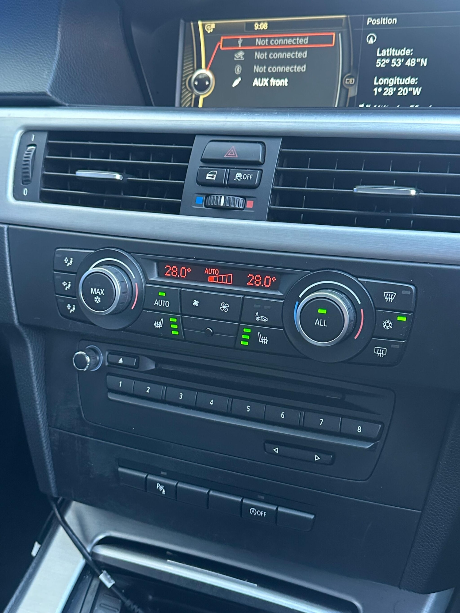 Used BMW 3 Series 2011 for sale - 77162760: Photo 18