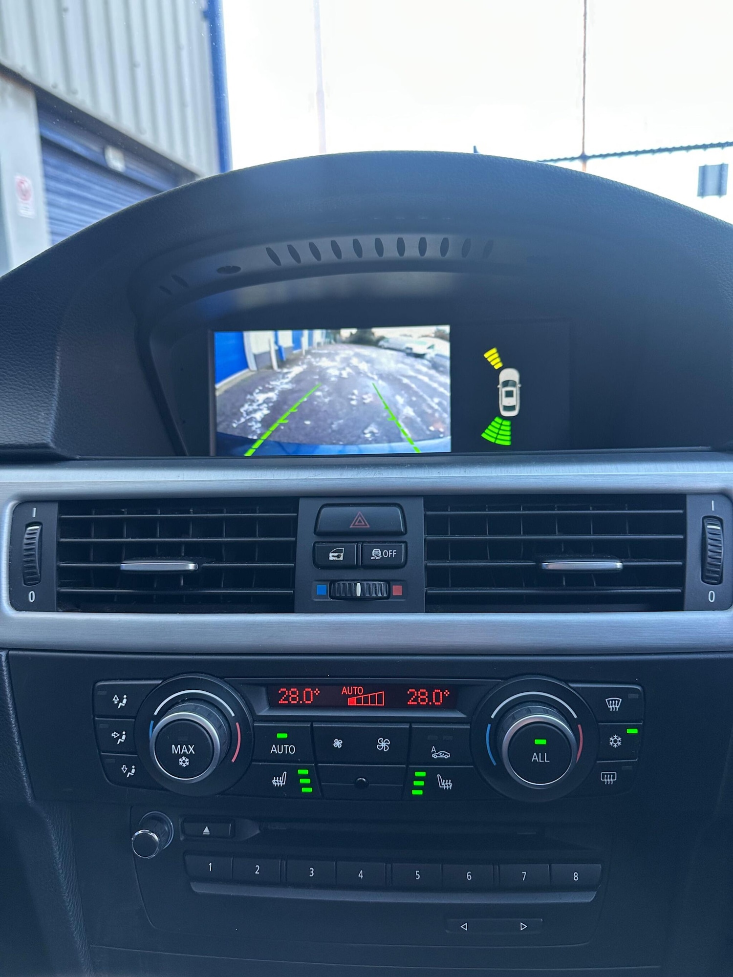 Used BMW 3 Series 2011 for sale - 77162760: Photo 23