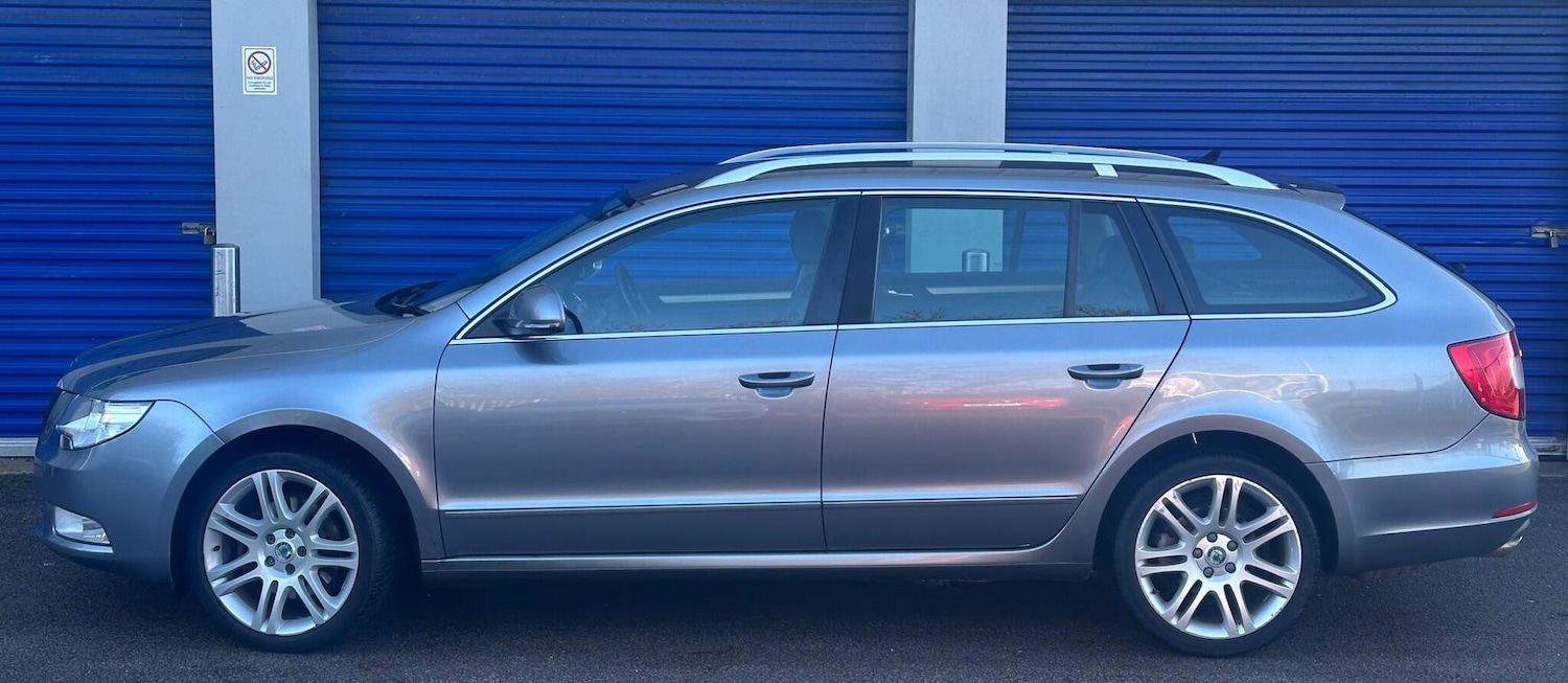 Used Skoda Superb 2012 for sale - 77559396: Photo 2