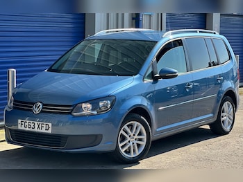 Used Volkswagen Touran 2013 for sale - 77957380: Photo