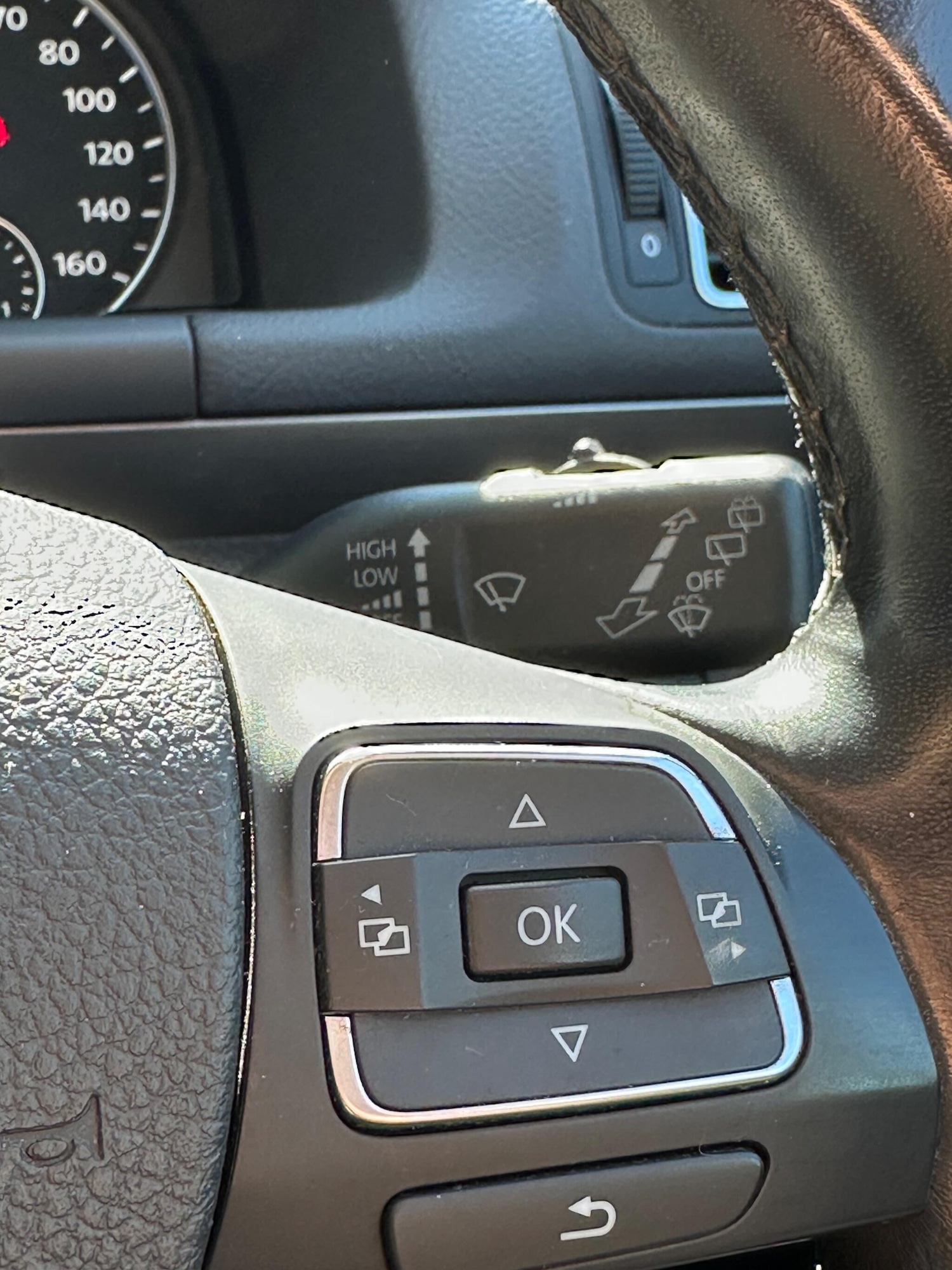 Used Volkswagen Touran 2013 for sale - 77957380: Photo 22